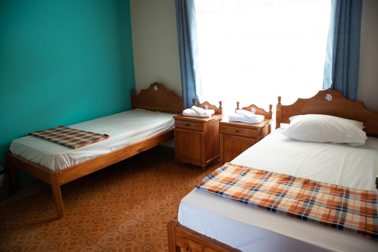 Hostel Bouganvilia Bed And Breakfast San Ramón Eksteriør billede
